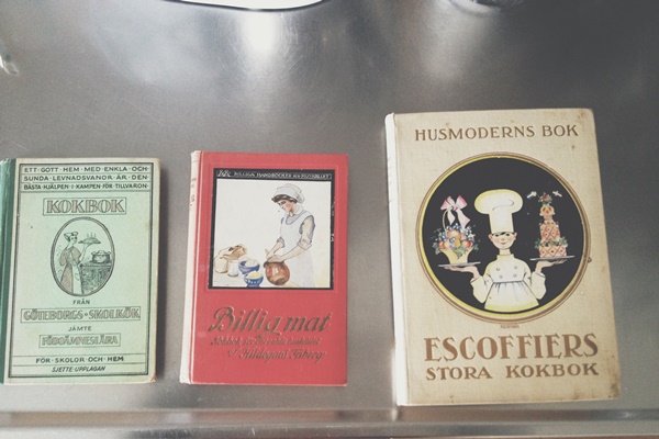 Kokfrån från Göteborgs skolkök, Billig mat och Escoffiers stora kokbok