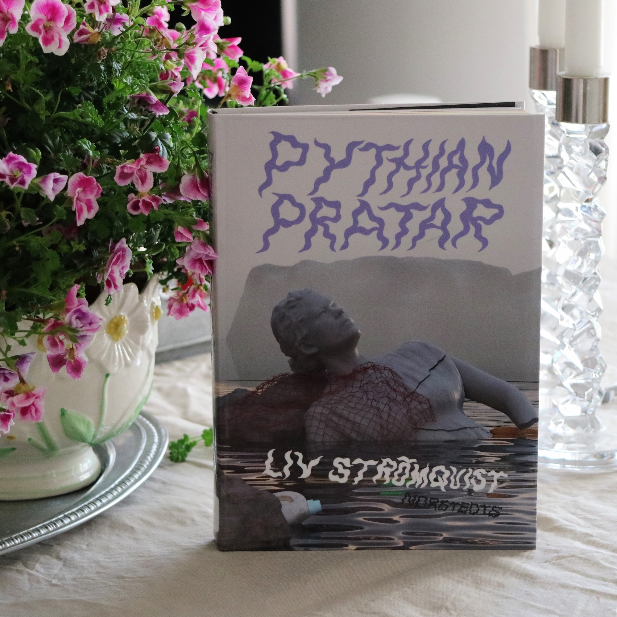 Pythian pratar av Liv Strömquist