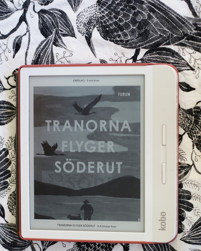 Tranorna flyger söderut av Lisa Ridzén